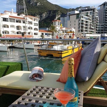 Jasmine Coral Jay Boutique Boatel Ocean Village Gibraltar Exteriör bild