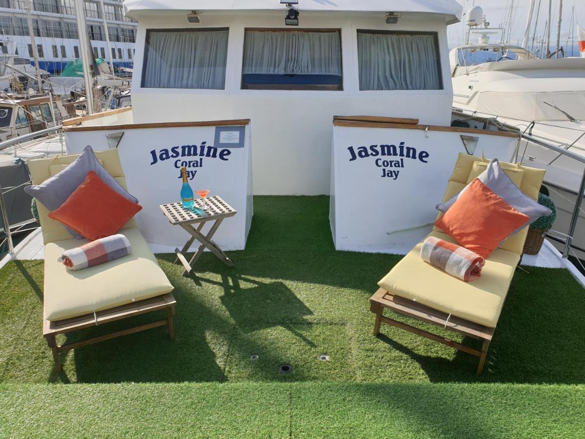 Jasmine Coral Jay Boutique Boatel Ocean Village Gibraltar Exteriör bild